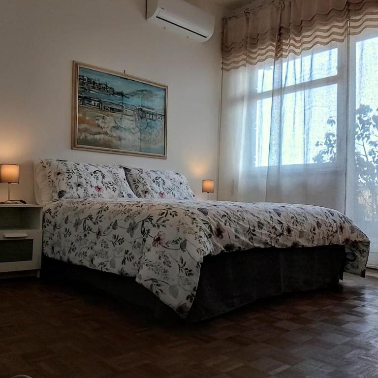Appartamento panoramico Cagliari, I TRE GRILLI, centro - Three-Bedroom Apartment - 9
