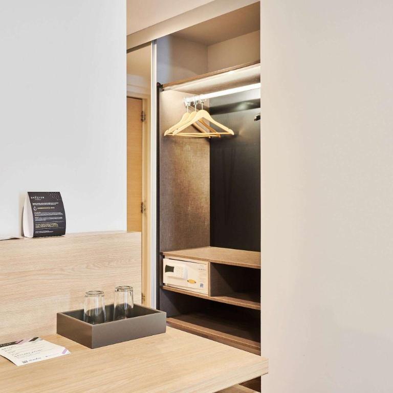 Dazzler by Wyndham Rosario - Twin Room with Two Twin Beds - Mobility Access - Non-Smoking - Garden View - 3