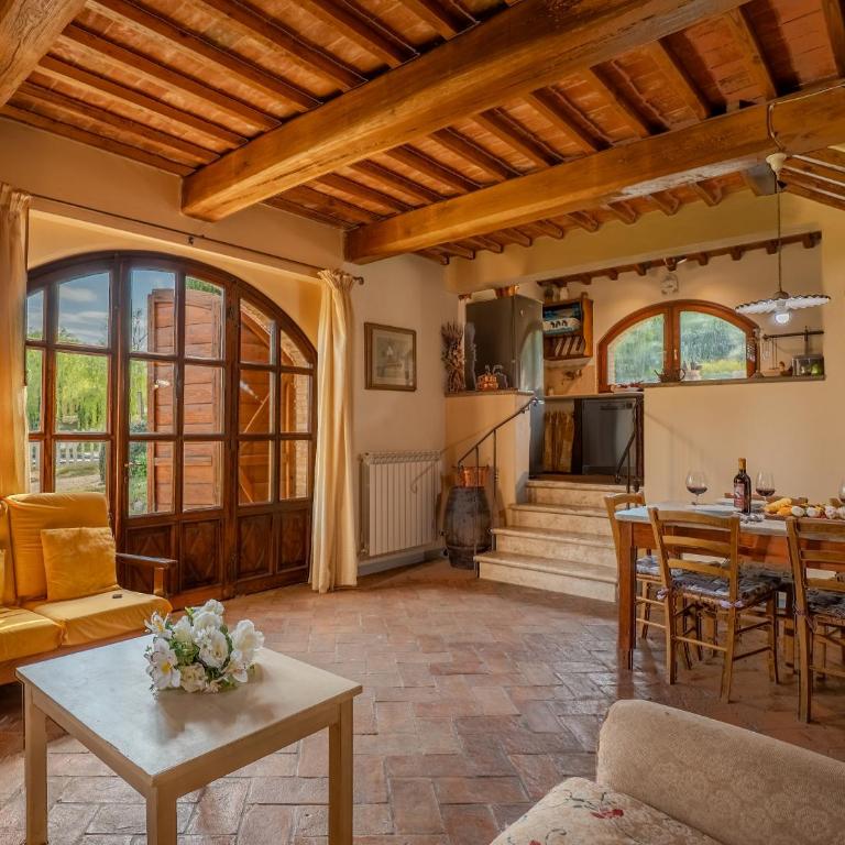 San Galgano, Pool and Lake View - Two-Bedroom Apartment - 10