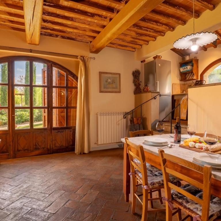 San Galgano, Pool and Lake View - Two-Bedroom Apartment - 11