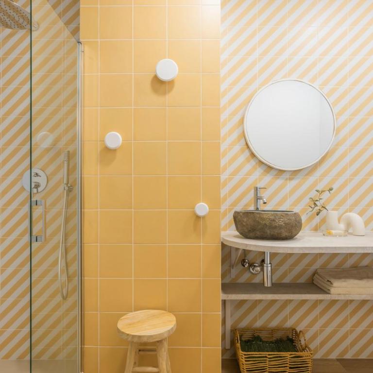Exclusive beachfront apartment - One-Bedroom Apartment - 15