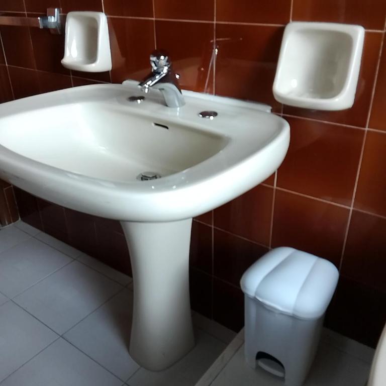 Appartamento panoramico Cagliari, I TRE GRILLI, centro - Three-Bedroom Apartment - 35