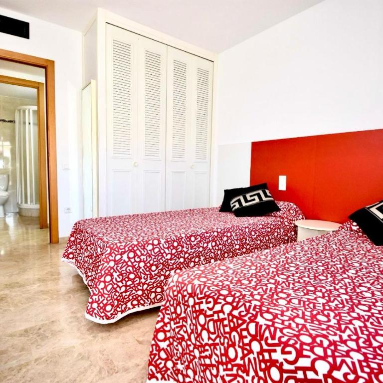 Ventura Park A-5 - Two-Bedroom Apartment - 12