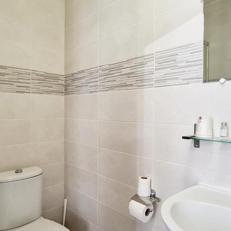 Hotel de France 18 - Chambre Double ou Lits Jumeaux - 5