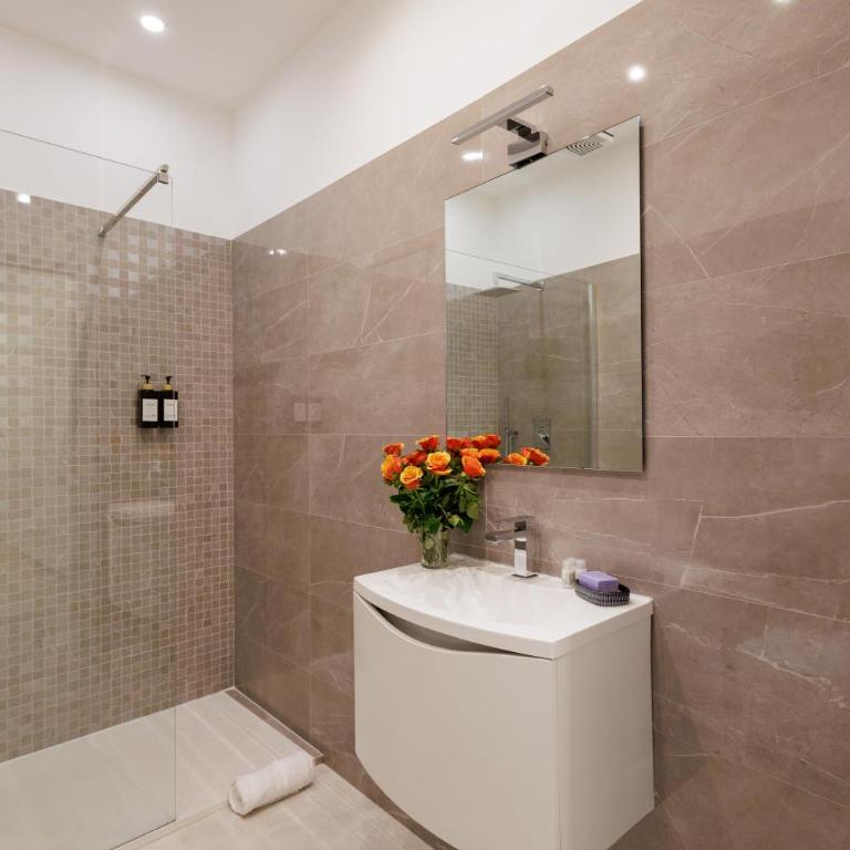 Genoa Lux Apartments with parking - Superior Apartment - 3