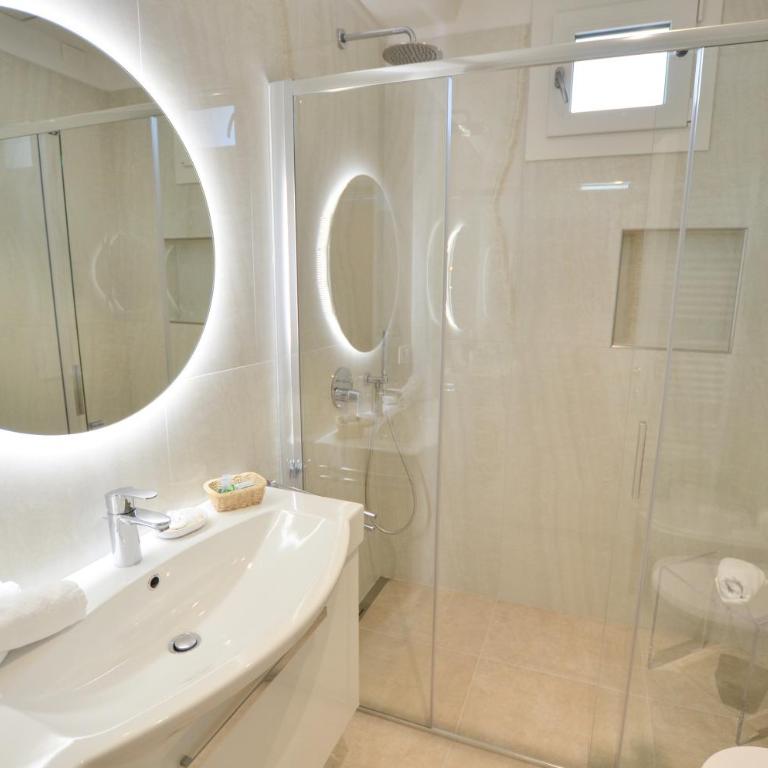 Villa Phoenix - Lake Apartments - Appartamento con 1 Camera da Letto e Balcone - 5