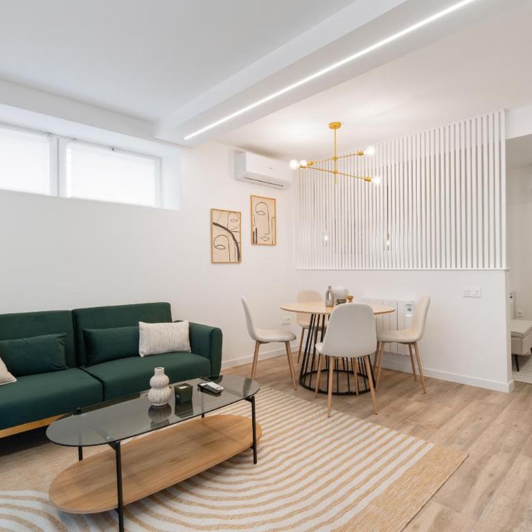 apartamentos business reformados ALQUILER TEMPORAL - Standard Apartment - 8