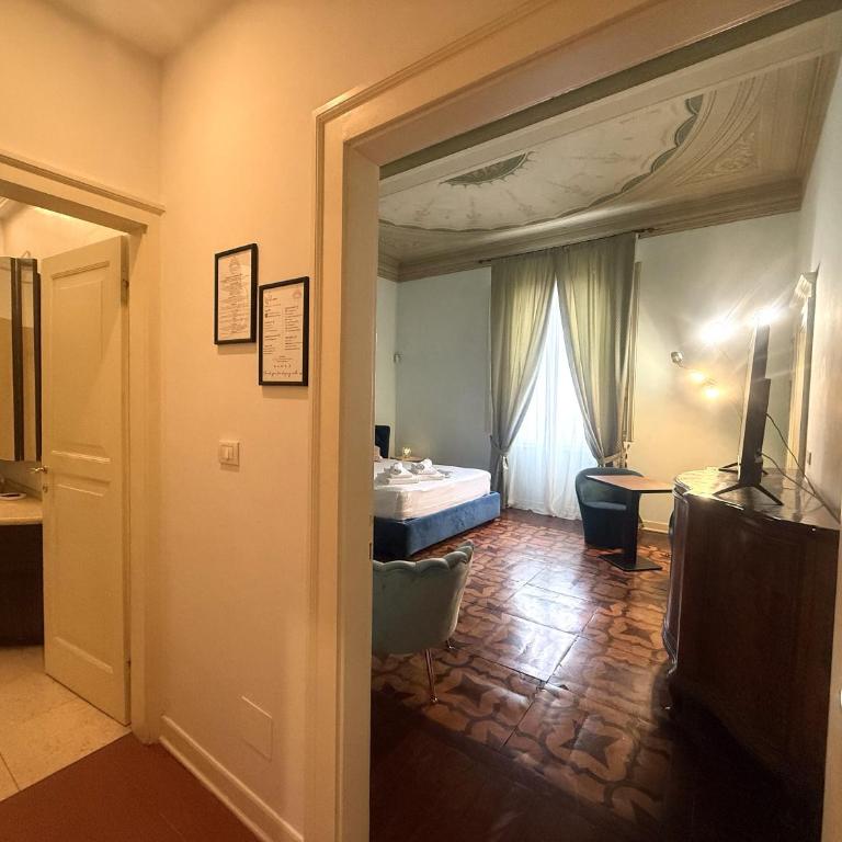 Aldrovandi suite and rooms with private garden - Camera King Superior - 9