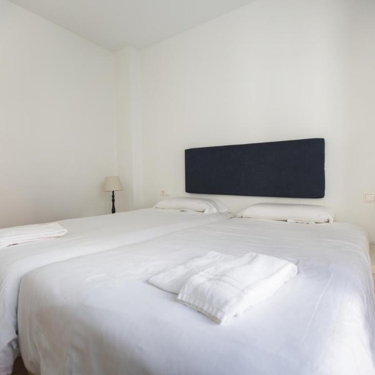 Apartamentos Centro Cordoba by MiRa - Apartment - 15