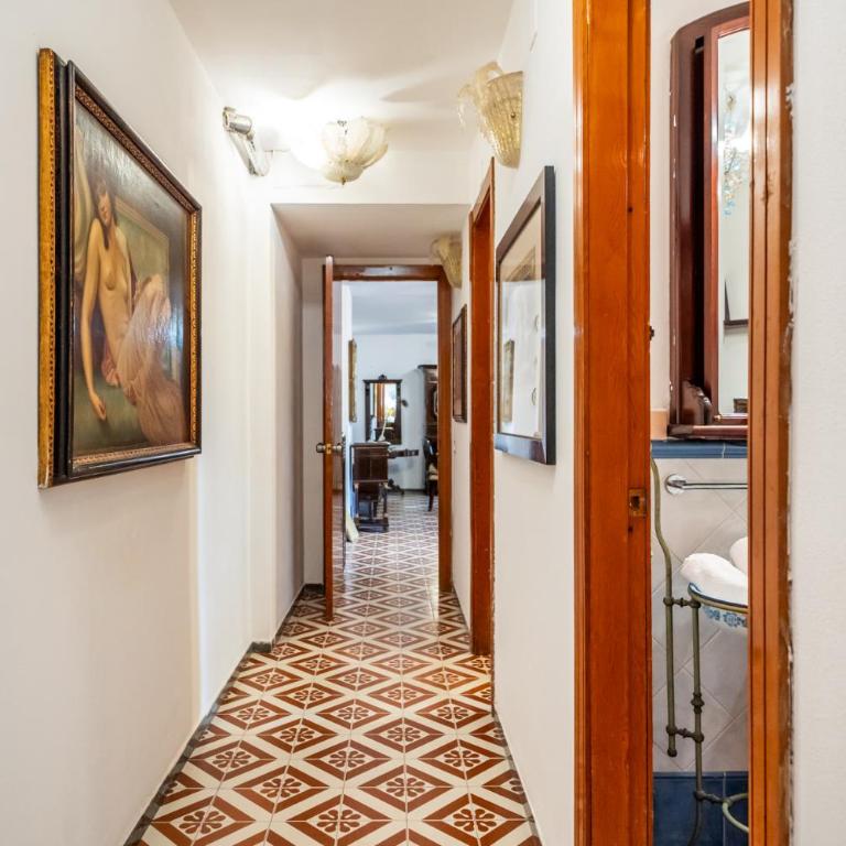 Villa a pochi passi dal mare - Appartamento con 2 Camere da Letto e Vista Giardino - 22