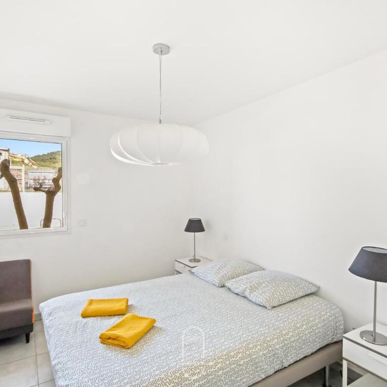 Au bout de la rue la Mer- T3 Jardin Piscine PARKING WIFI BY HC - Appartement 2 Chambres - 8