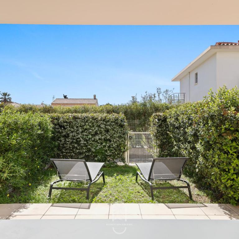 Au bout de la rue la Mer- T3 Jardin Piscine PARKING WIFI BY HC - Appartement 2 Chambres - 21