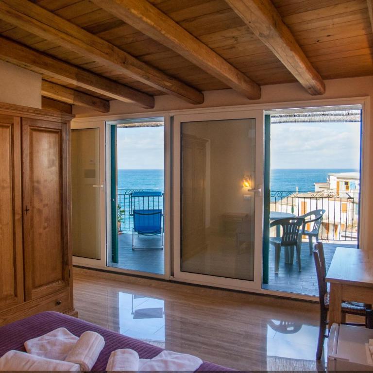 Scorci Di Mare - Camera Matrimoniale Superior con Terrazza e Vista Mare - 10
