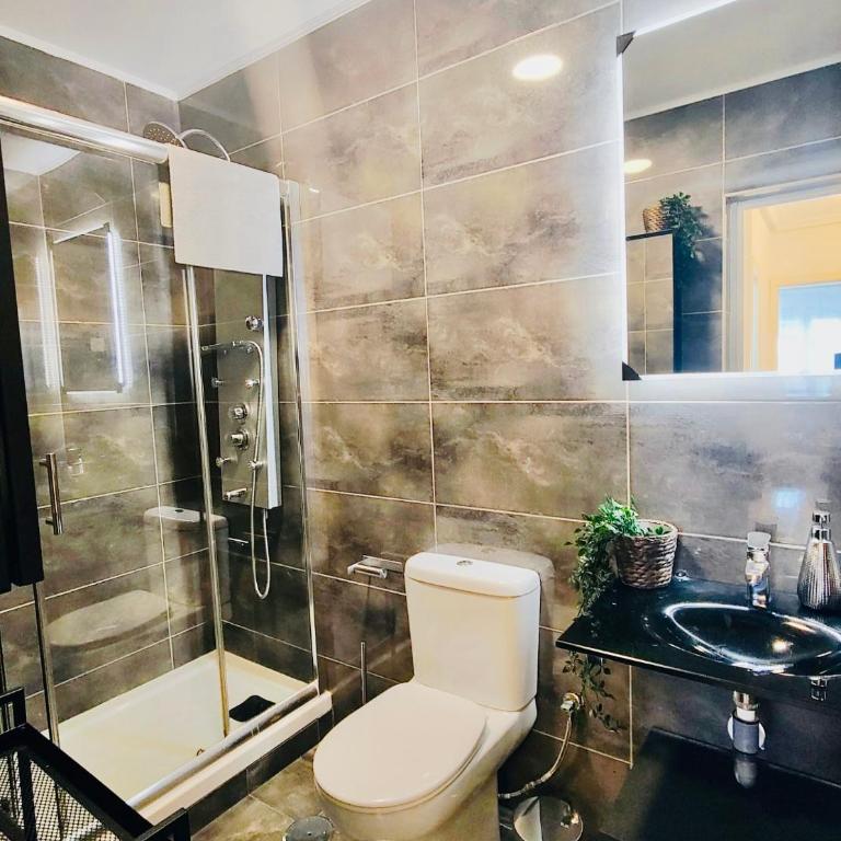 En PLENO CENTRO - Especial para GRUPOS o FAMILIAS - GRAN VÍA - CALLAO - SOL - PLAZA ESPAÑA - Apartamento de 3 dormitorios - 35