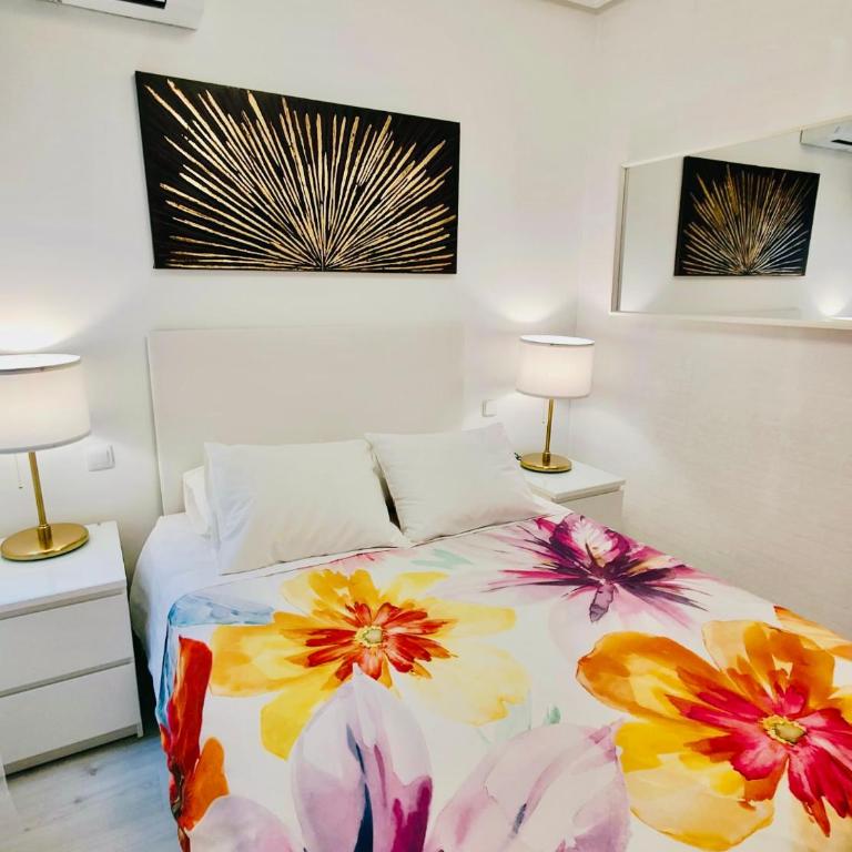 En PLENO CENTRO - Especial para GRUPOS o FAMILIAS - GRAN VÍA - CALLAO - SOL - PLAZA ESPAÑA - Apartamento de 3 dormitorios - 45