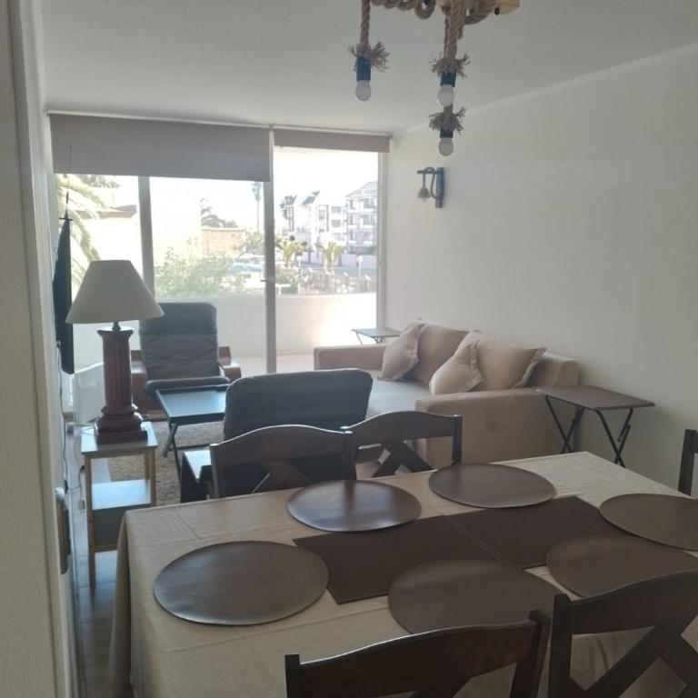Depto cómodo y amplio en la Serena a 1 cuadra playa 4 Esquinas - Apartamento de 3 dormitorios - 4