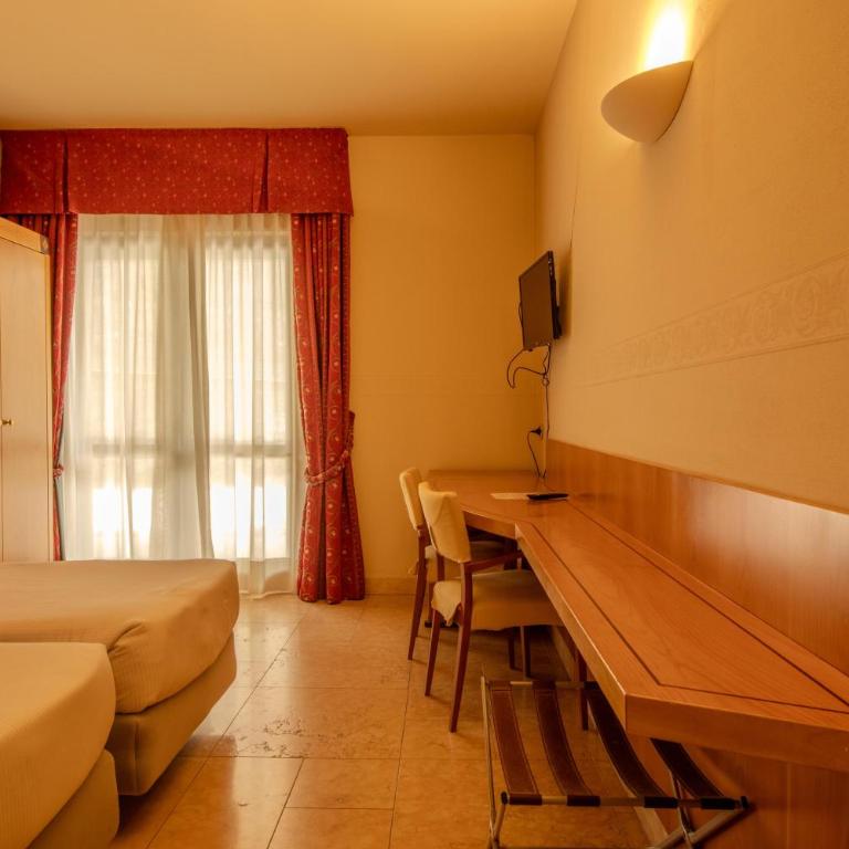 Paradise Hotel & Wellness - Camera Economy Matrimoniale/Doppia con Letti Singoli - 4