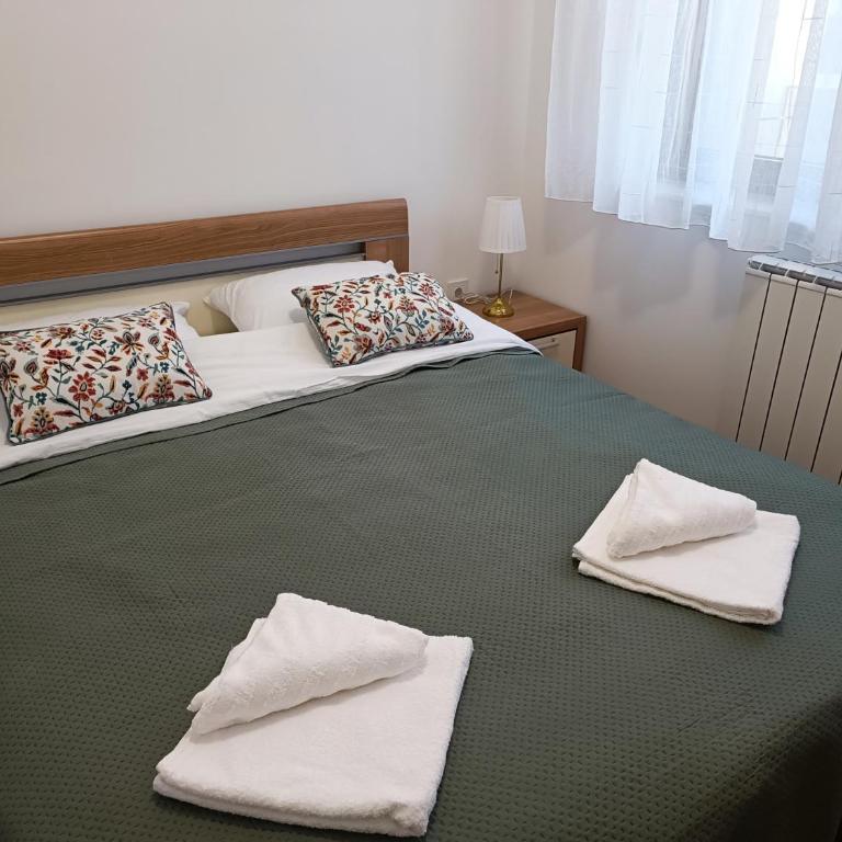 Elena - stan na dan - One-Bedroom Apartment - 13