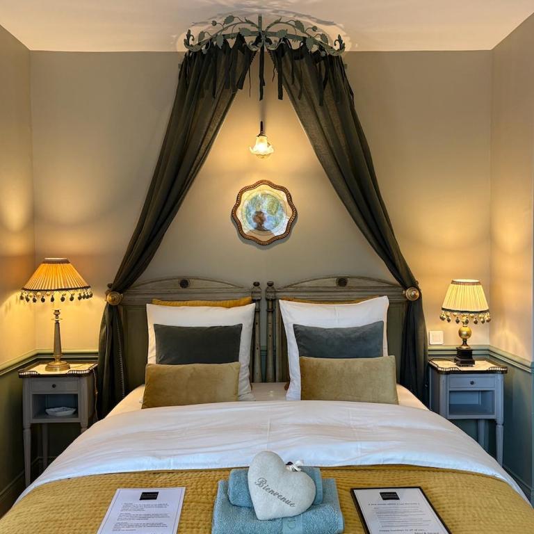Les Aurochs - Chambre Lit King-Size - Vue sur Montagne - 11