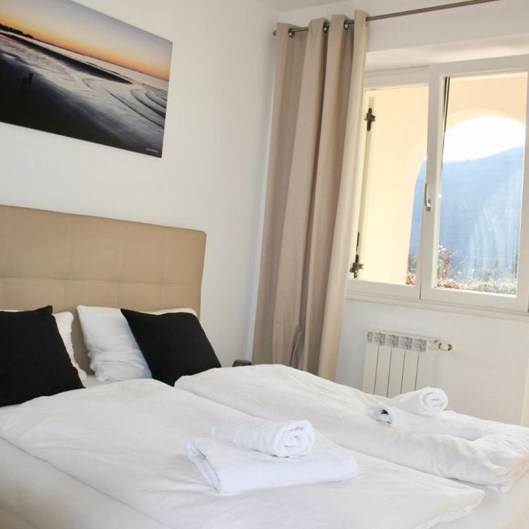 Residence La Villa - Nobile - Appartamento con 2 Camere da Letto - 4