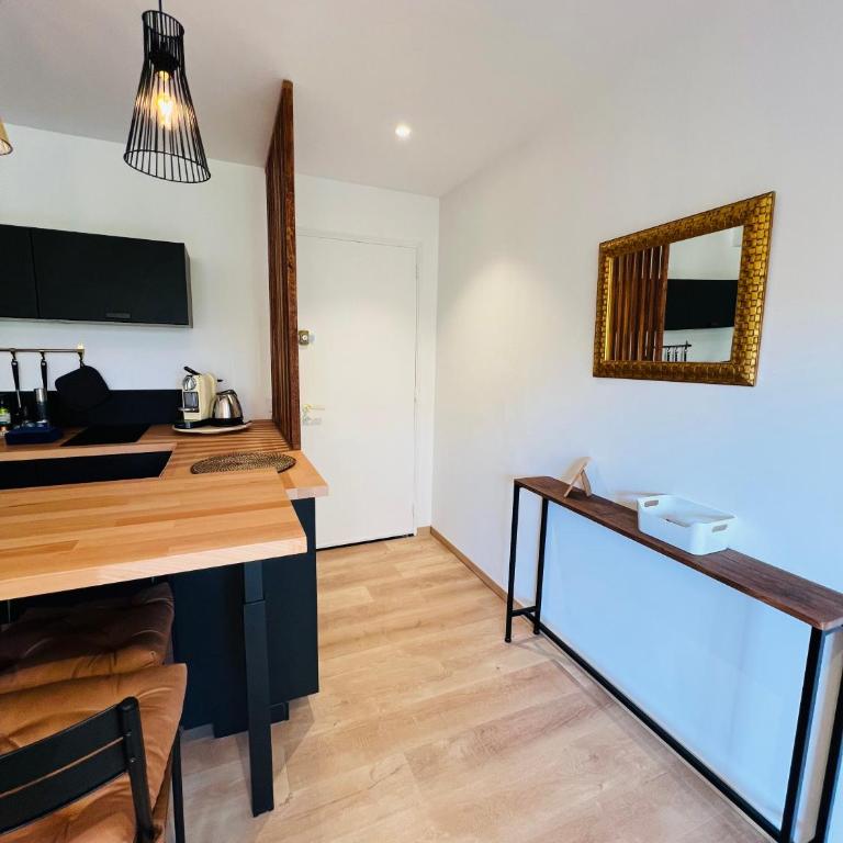 Superbe appartement terrasse et parking privé - Appartement 1 Chambre - 10