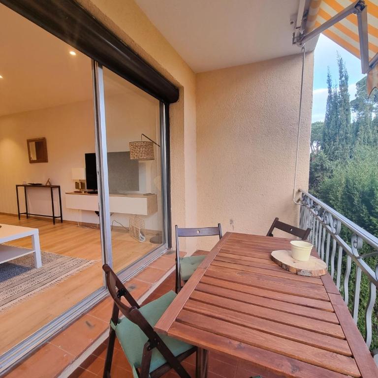 Superbe appartement terrasse et parking privé - Appartement 1 Chambre - 32