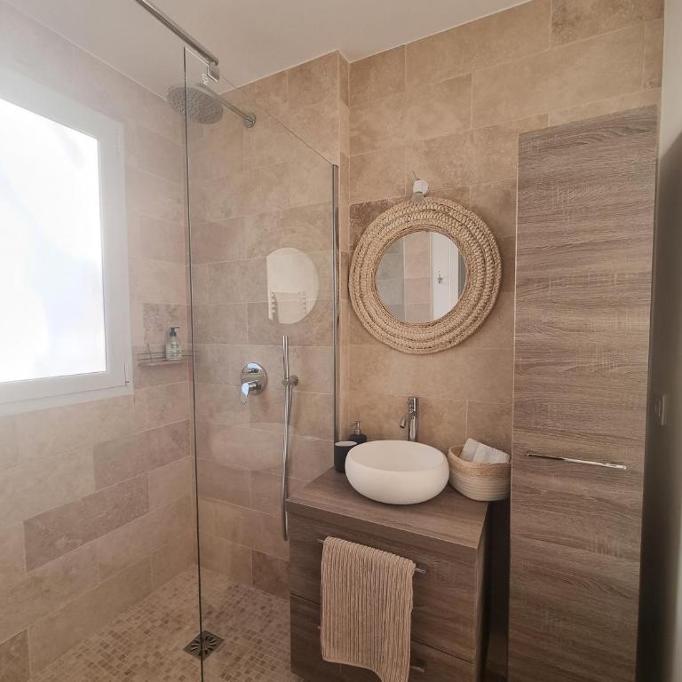 Superbe appartement terrasse et parking privé - Appartement 1 Chambre - 27
