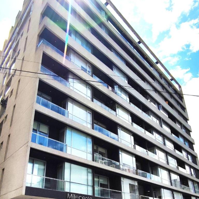 Luxury suite with a private office - One-Bedroom Apartment - 35