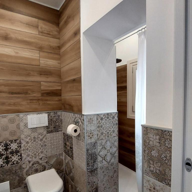 A CASA DI BICE&SISSI - vicino all'Allianz Stadium, centro città, Parco Dora, facoltà di informatica - Camera Matrimoniale/Doppia con Letti Singoli con Bagno Privato - 26