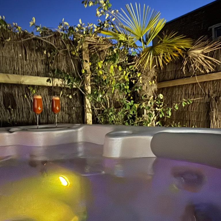 Maison Lavaud - Suite Lit King-Size avec Baignoire Spa - 2