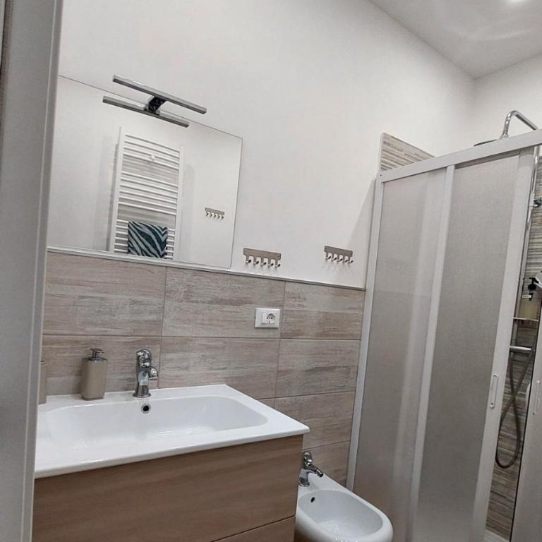 A CASA DI BICE&SISSI - vicino all'Allianz Stadium, centro città, Parco Dora, facoltà di informatica - Appartamento con 1 Camera da Letto - 31