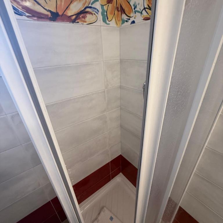 Agriturismo Un Mare di Fiori - Camera Doppia con Letti Singoli - 8