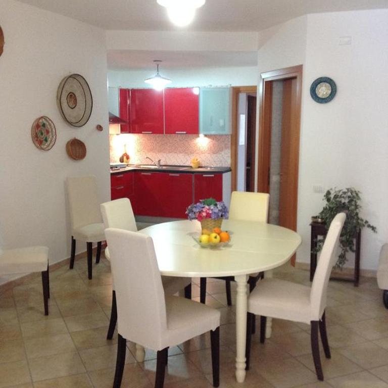 Bacio di sole Apartment and rooms - Appartamento - 42