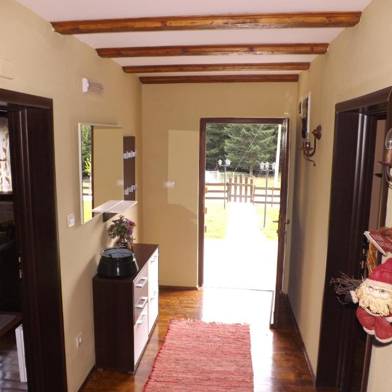 Durmitor Chalet-Fireplace-Private Garden - Kuća sa 2 Spavaće Sobe - 3