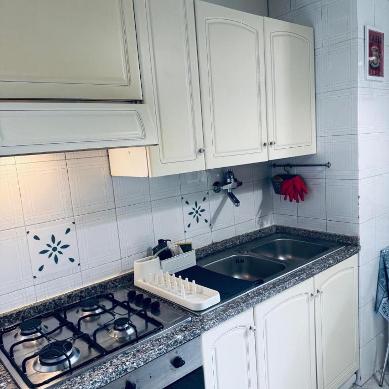 House 5 minutes walk from Vatican Museums - Appartamento con 2 Camere da Letto - 8