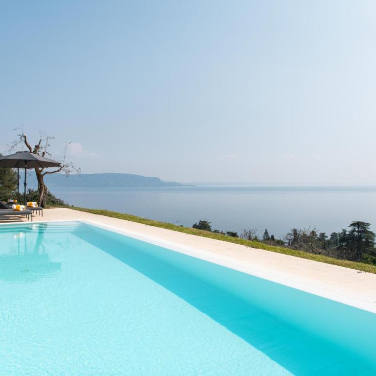 Villa Albachiara, Private Luxury villa with private pool and lake view - Villa - 10