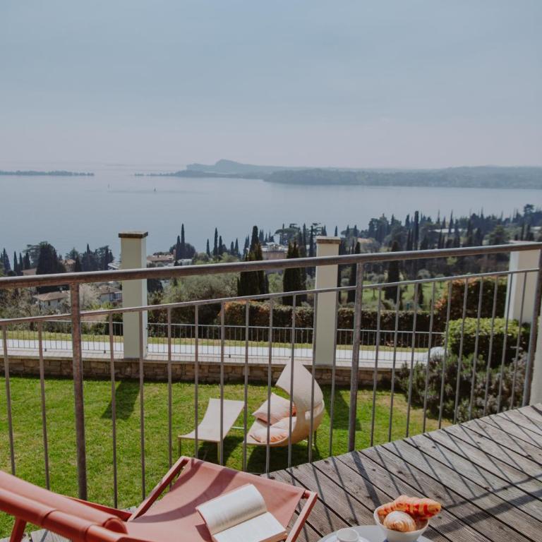 Villa Albachiara, Private Luxury villa with private pool and lake view - Villa - 48