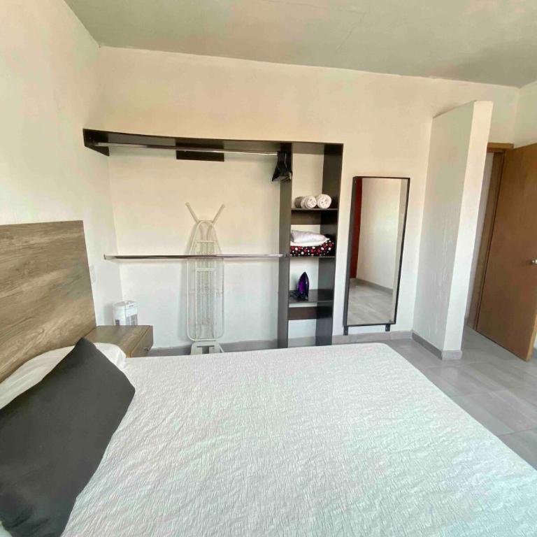 Apartment10 minutes APTGDL - One-Bedroom Apartment - 9