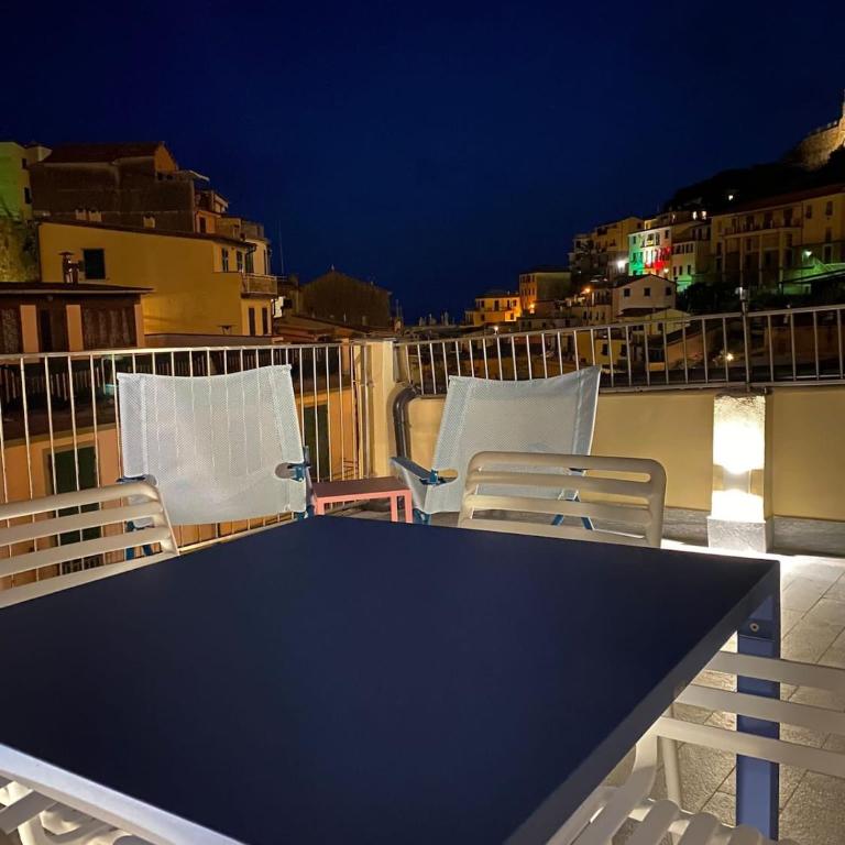 Italove Riomaggiore Apt2 with terrace Exclusive - One-Bedroom Apartment - 4