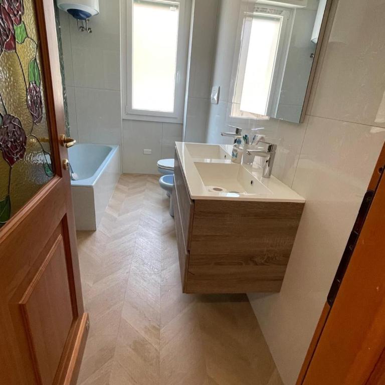 Appartamento con terrazzo vista mare - Appartamento con 2 Camere da Letto, Terrazza e Vista Mare - 21
