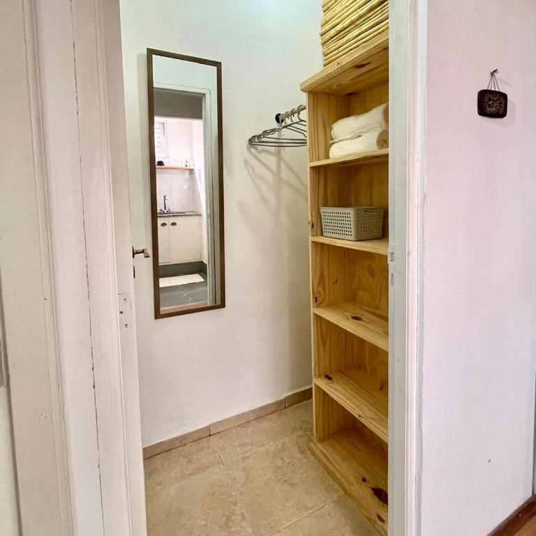 MONOAMBIENTE EQUIPADO FRENTE a LA UNSL - One-Bedroom Apartment - 14