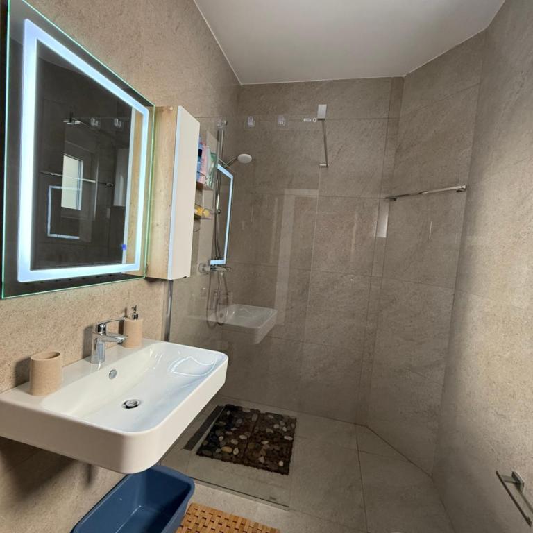 LUX Apartment Secret Residence - One-Bedroom Apartment - 30