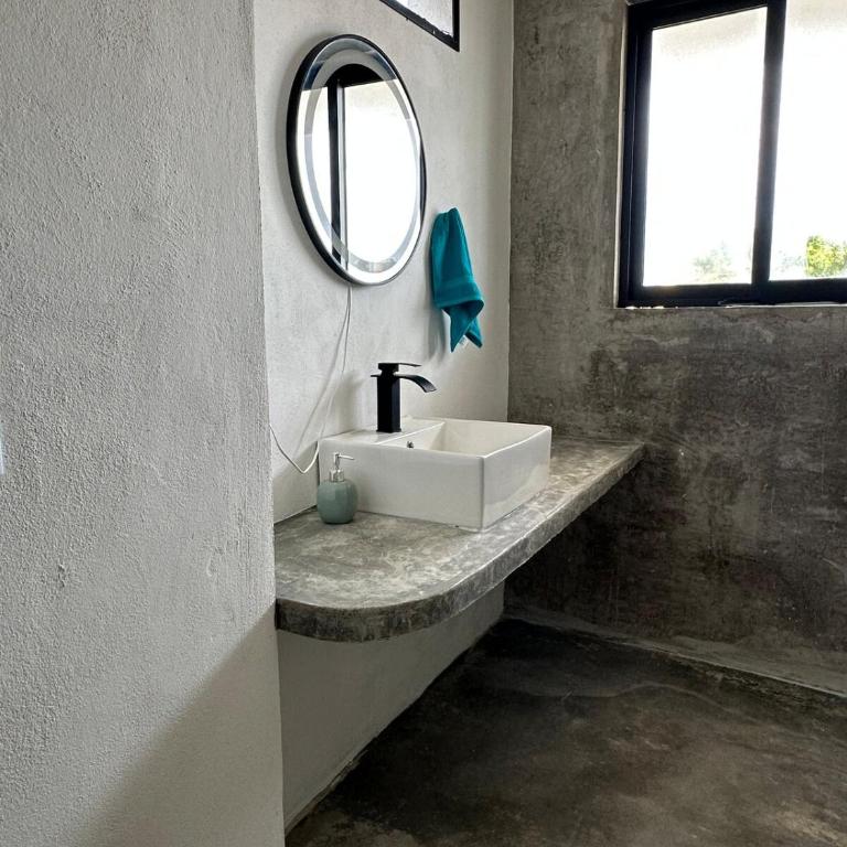 Very quiet - One-Bedroom Apartment - 11