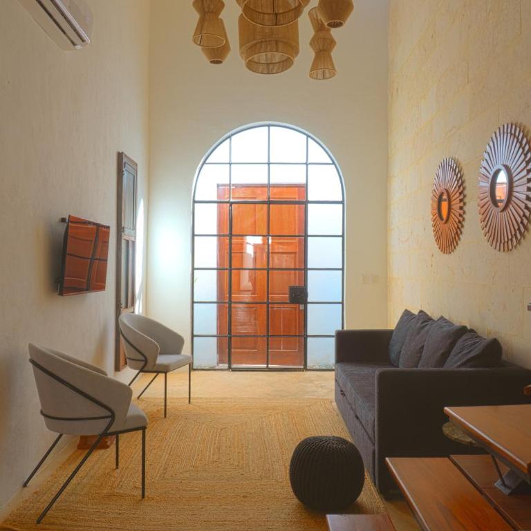 Casa de las Puertas - Two-Bedroom House - 12