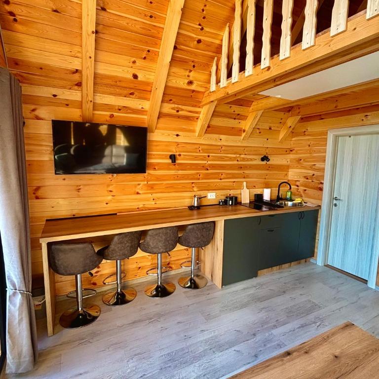 Eternum Glamping - Two-Bedroom House - 19