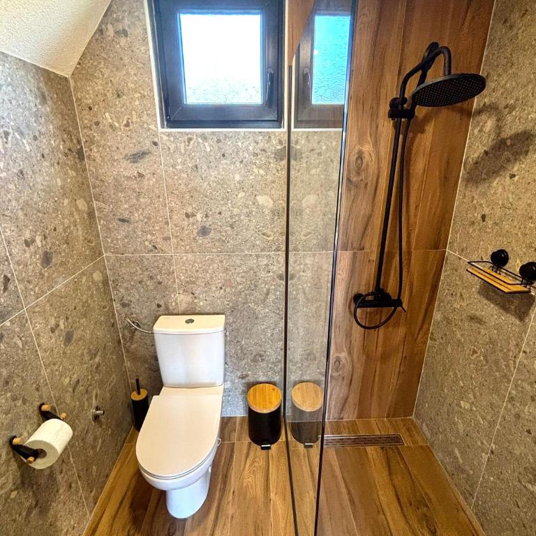 Eternum Glamping - Two-Bedroom House - 25