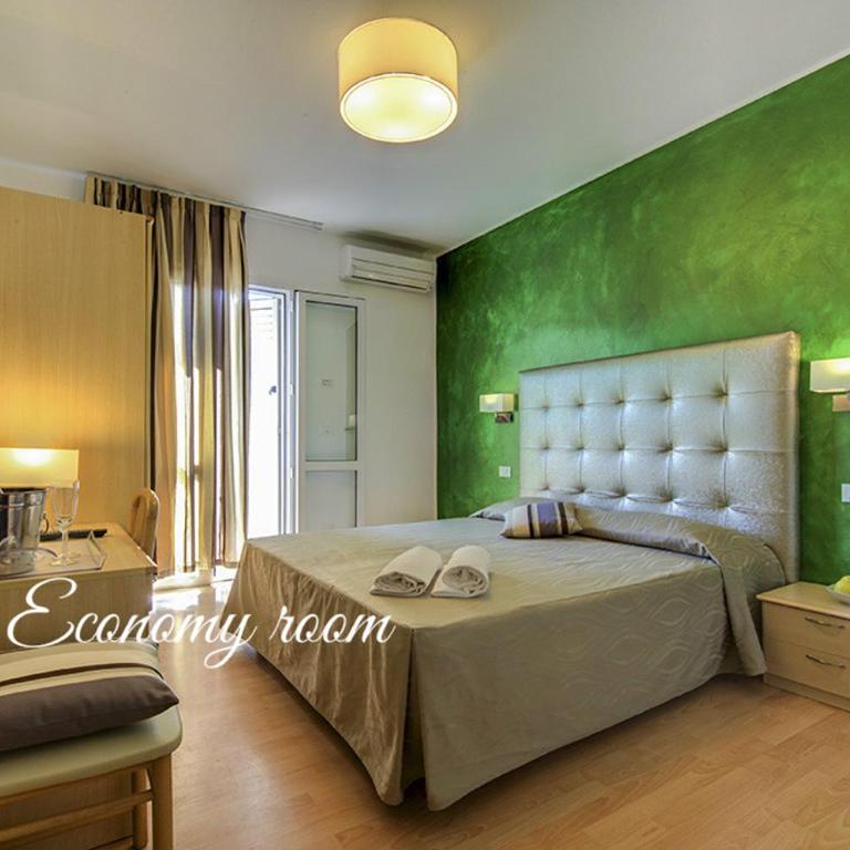 Hotel Alex - Camera Matrimoniale Economy - 6