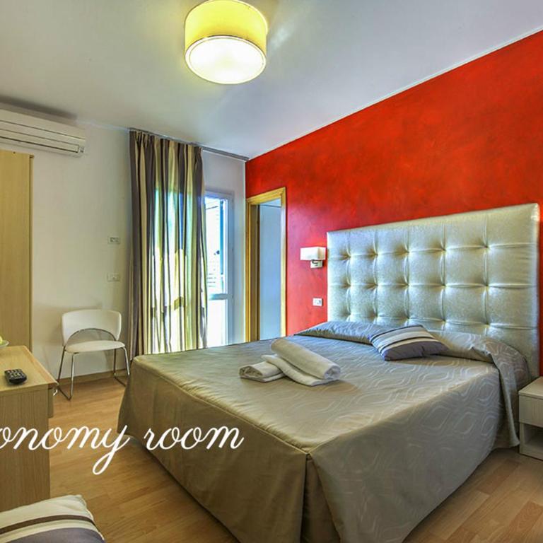Hotel Alex - Camera Matrimoniale Economy - 7