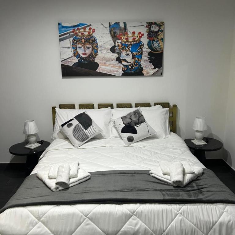 Maisondedesign - Two-Bedroom House - 1