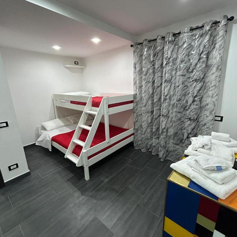 Maisondedesign - Two-Bedroom House - 10